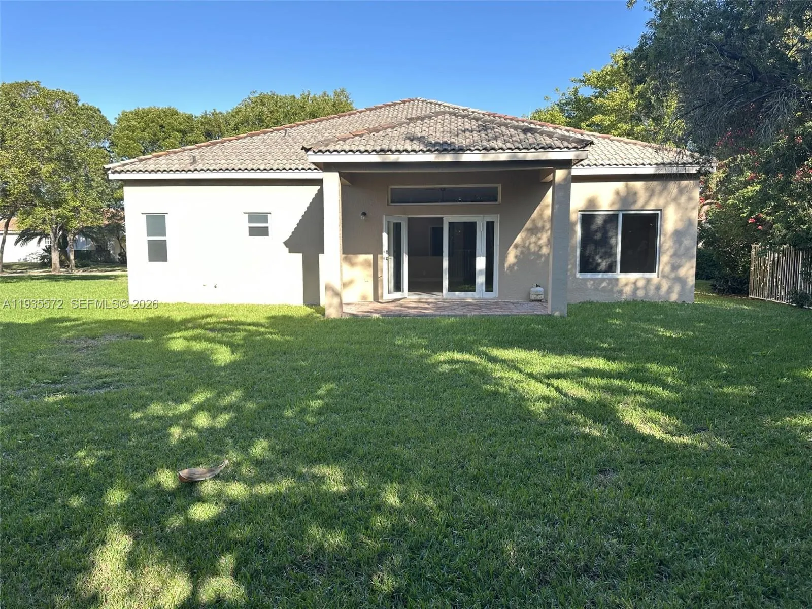 Weston, Florida 33331, 4 Bedrooms Bedrooms, ,2 BathroomsBathrooms,Residential,For Sale,A11935572