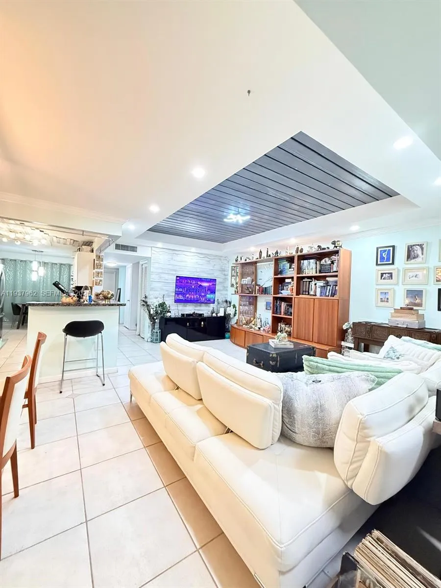 3330 Atlanta St 14c, Hollywood, Florida 33021, Hollywood, Florida 33021, 4 Bedrooms Bedrooms, ,2 BathroomsBathrooms,Residential,For Sale,3330 Atlanta St 14c, Hollywood, Florida 33021,A11937962