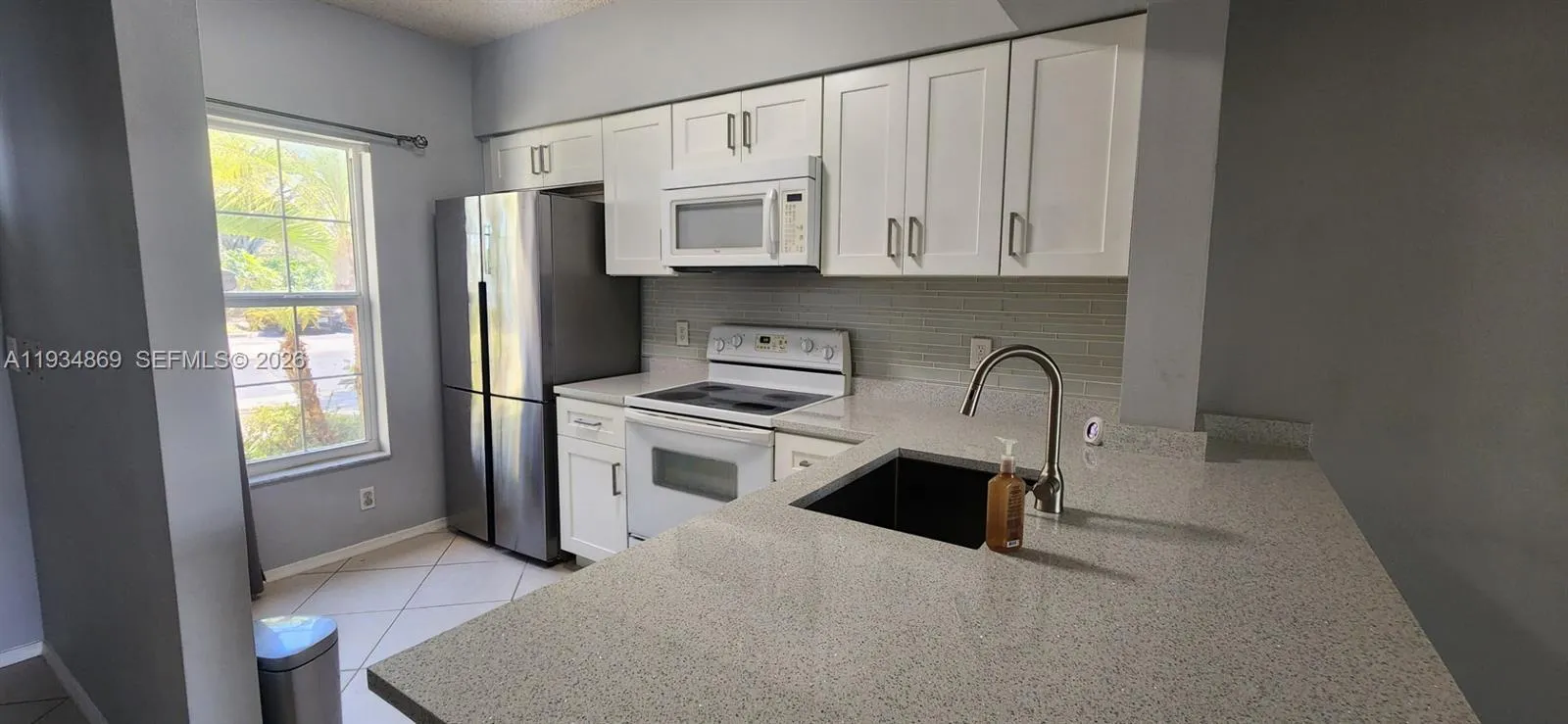 211 Mallory Ct 211, Weston, Florida 33326, Weston, Florida 33326, 2 Bedrooms Bedrooms, ,1 BathroomBathrooms,Residential Lease,For Rent,211 Mallory Ct 211, Weston, Florida 33326,A11934869