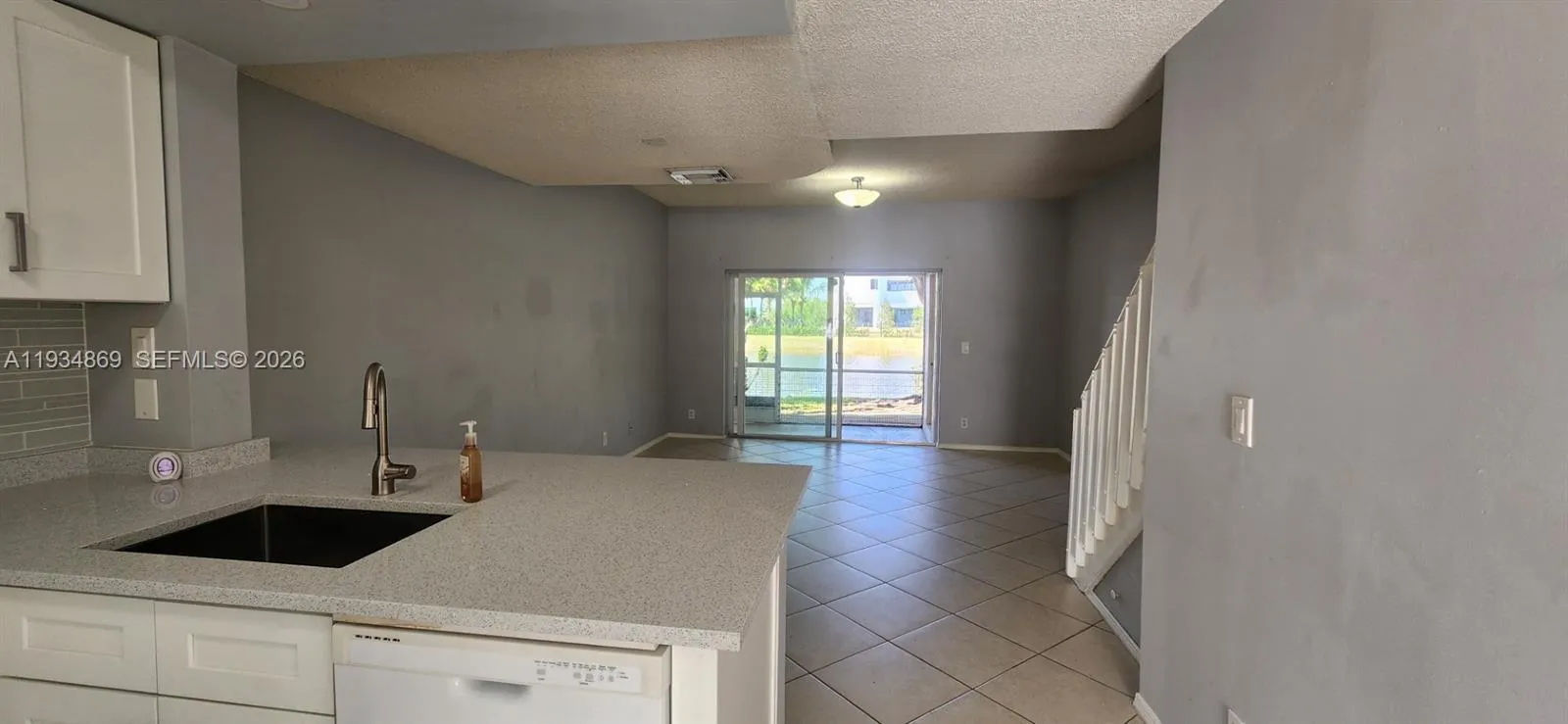 211 Mallory Ct 211, Weston, Florida 33326, Weston, Florida 33326, 2 Bedrooms Bedrooms, ,1 BathroomBathrooms,Residential Lease,For Rent,211 Mallory Ct 211, Weston, Florida 33326,A11934869