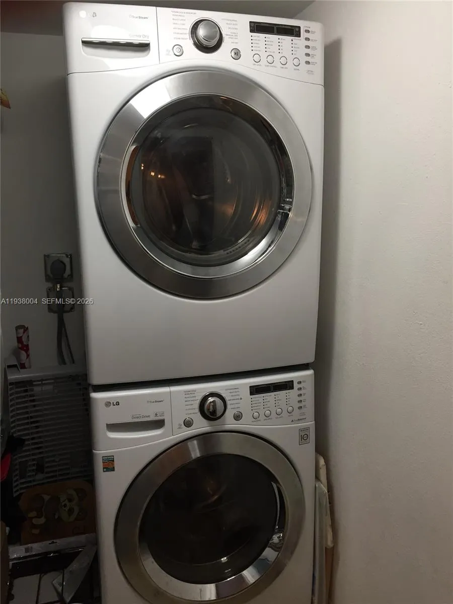 13253 Sw 111 Te 3, Miami, Florida 33186, Miami, Florida 33186, 3 Bedrooms Bedrooms, ,2 BathroomsBathrooms,Residential,For Sale,13253 Sw 111 Te 3, Miami, Florida 33186,A11938004