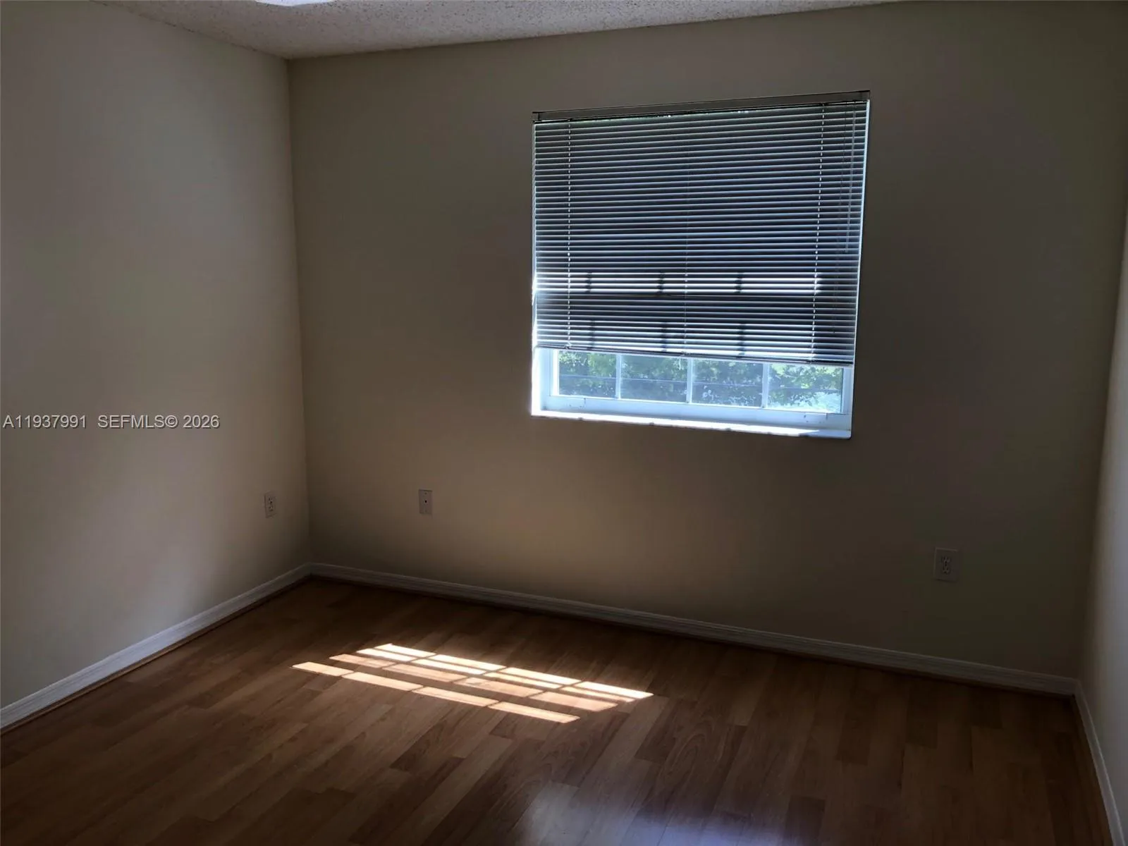 11274 Sw 64 Ln, Miami, Florida 33173, Miami, Florida 33173, 4 Bedrooms Bedrooms, ,2 BathroomsBathrooms,Residential,For Sale,11274 Sw 64 Ln, Miami, Florida 33173,A11937991