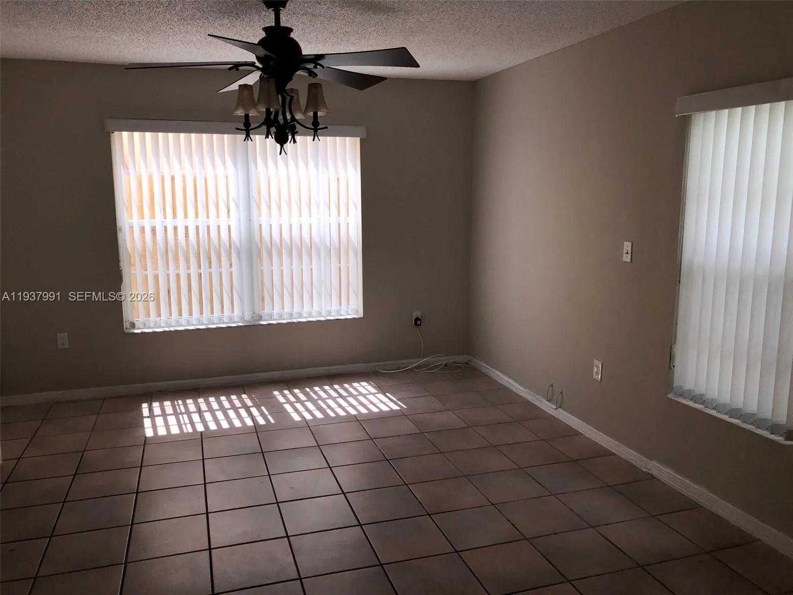 11274 Sw 64 Ln, Miami, Florida 33173, Miami, Florida 33173, 4 Bedrooms Bedrooms, ,2 BathroomsBathrooms,Residential,For Sale,11274 Sw 64 Ln, Miami, Florida 33173,A11937991