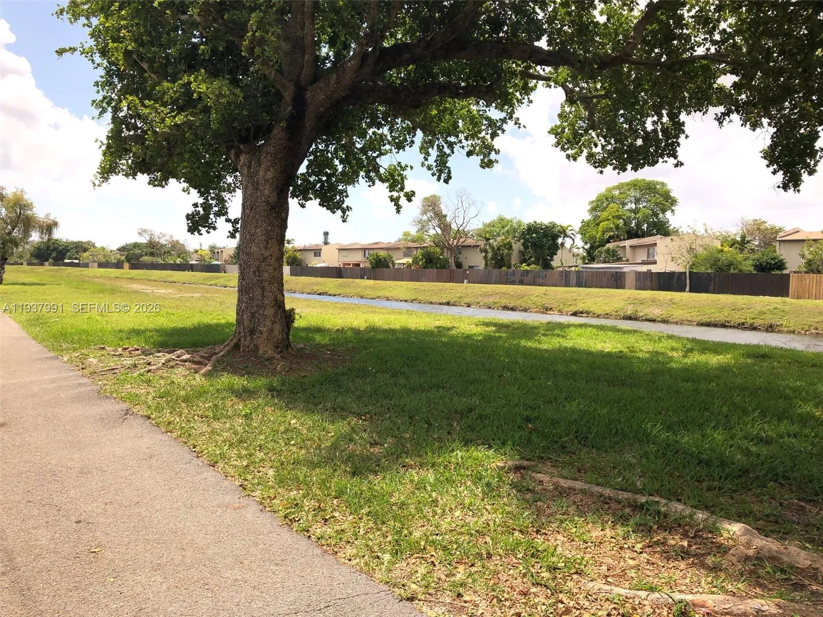 11274 Sw 64 Ln, Miami, Florida 33173, Miami, Florida 33173, 4 Bedrooms Bedrooms, ,2 BathroomsBathrooms,Residential,For Sale,11274 Sw 64 Ln, Miami, Florida 33173,A11937991