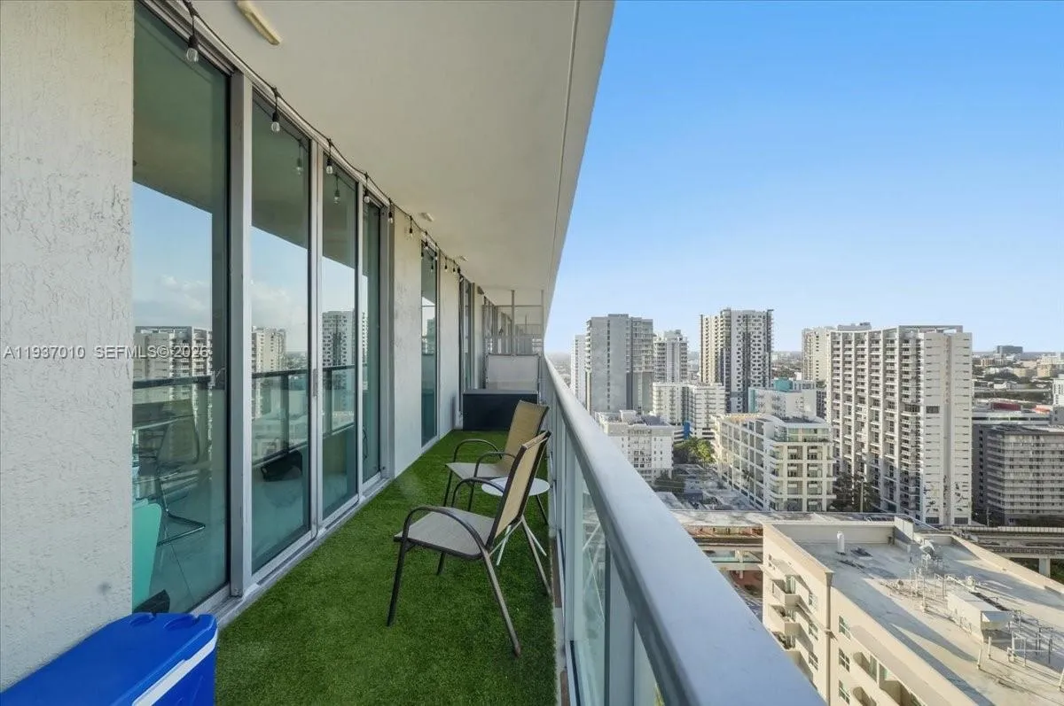 1111 Sw 1st Ave 2420-n, Miami, Florida 33130, Miami, Florida 33130, 2 Bedrooms Bedrooms, ,2 BathroomsBathrooms,Residential,For Sale,1111 Sw 1st Ave 2420-n, Miami, Florida 33130,A11937010