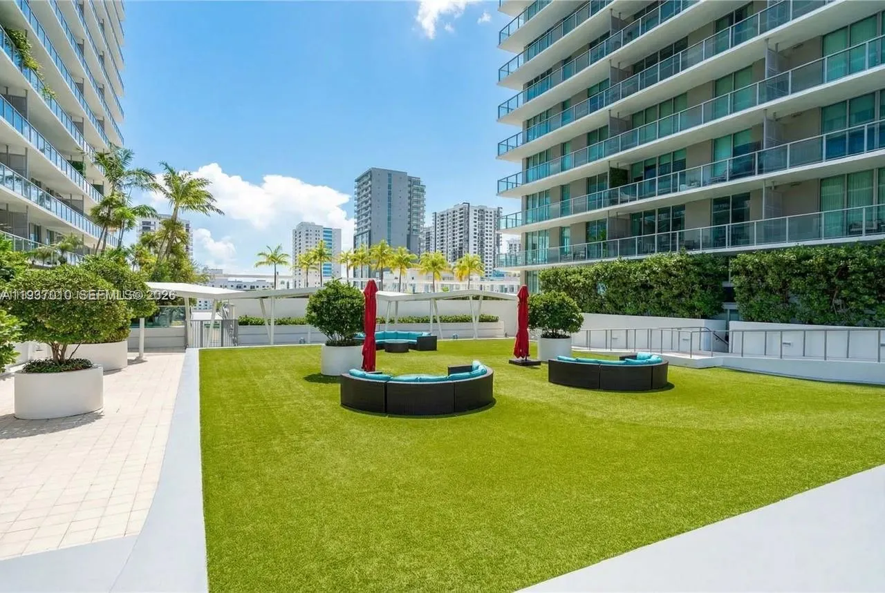 1111 Sw 1st Ave 2420-n, Miami, Florida 33130, Miami, Florida 33130, 2 Bedrooms Bedrooms, ,2 BathroomsBathrooms,Residential,For Sale,1111 Sw 1st Ave 2420-n, Miami, Florida 33130,A11937010