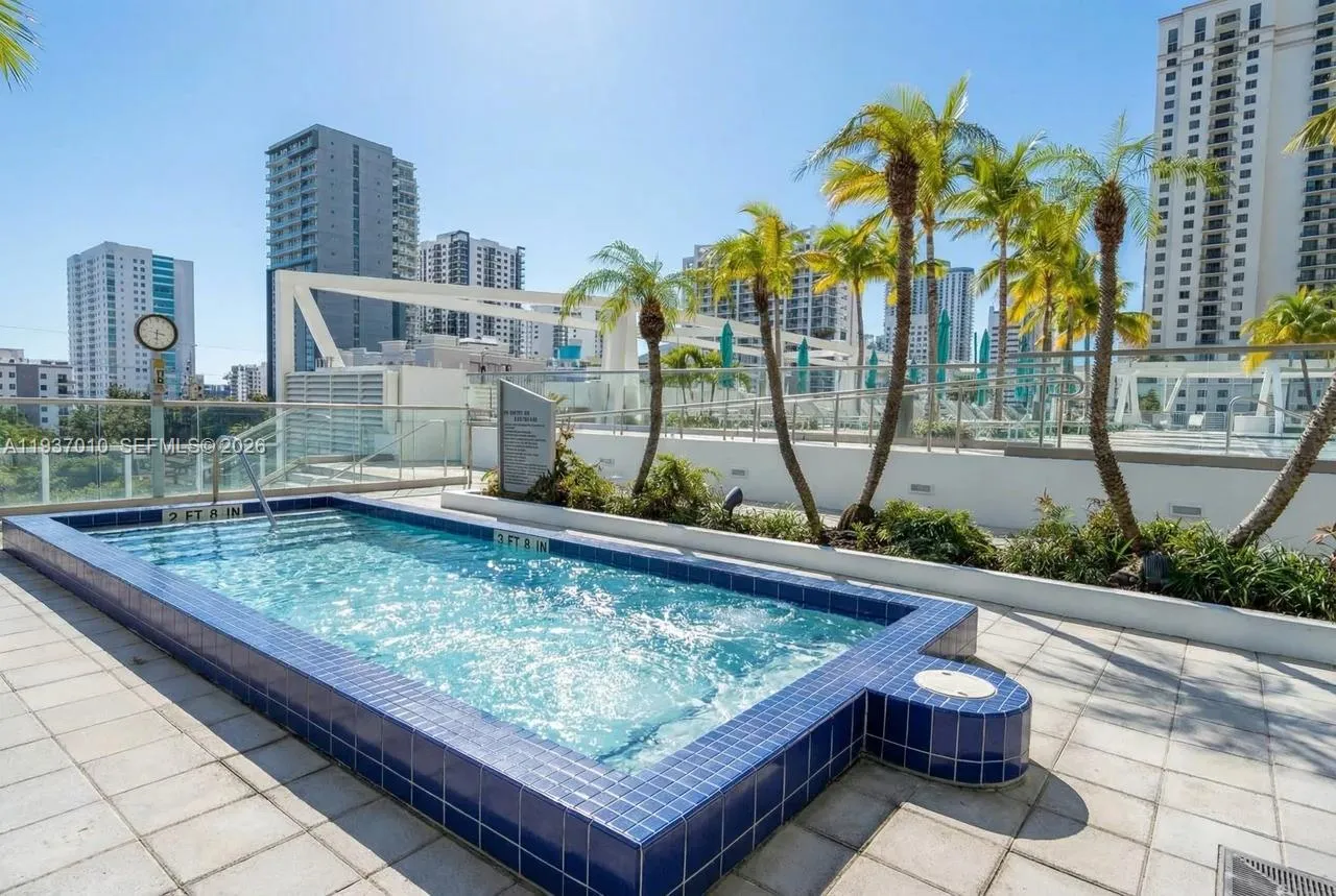 1111 Sw 1st Ave 2420-n, Miami, Florida 33130, Miami, Florida 33130, 2 Bedrooms Bedrooms, ,2 BathroomsBathrooms,Residential,For Sale,1111 Sw 1st Ave 2420-n, Miami, Florida 33130,A11937010