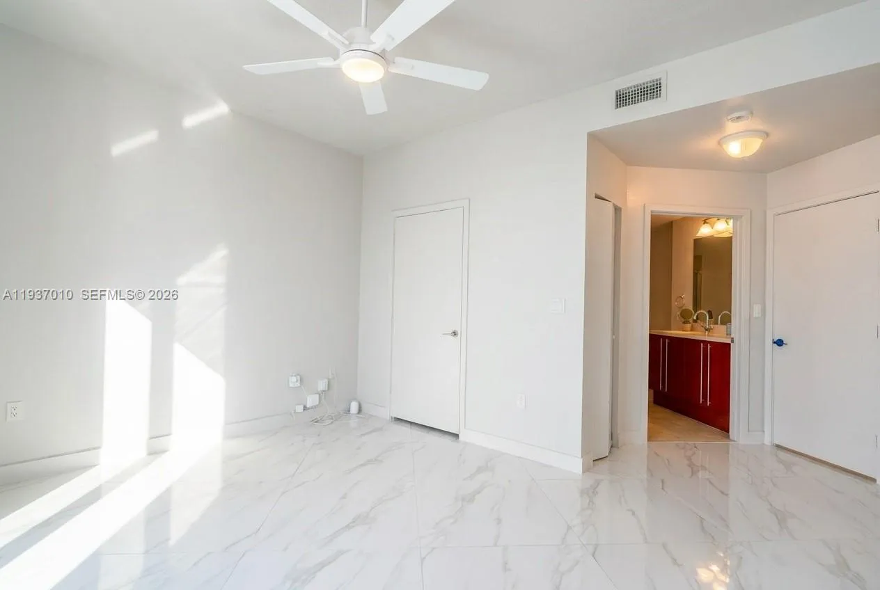1111 Sw 1st Ave 2420-n, Miami, Florida 33130, Miami, Florida 33130, 2 Bedrooms Bedrooms, ,2 BathroomsBathrooms,Residential,For Sale,1111 Sw 1st Ave 2420-n, Miami, Florida 33130,A11937010