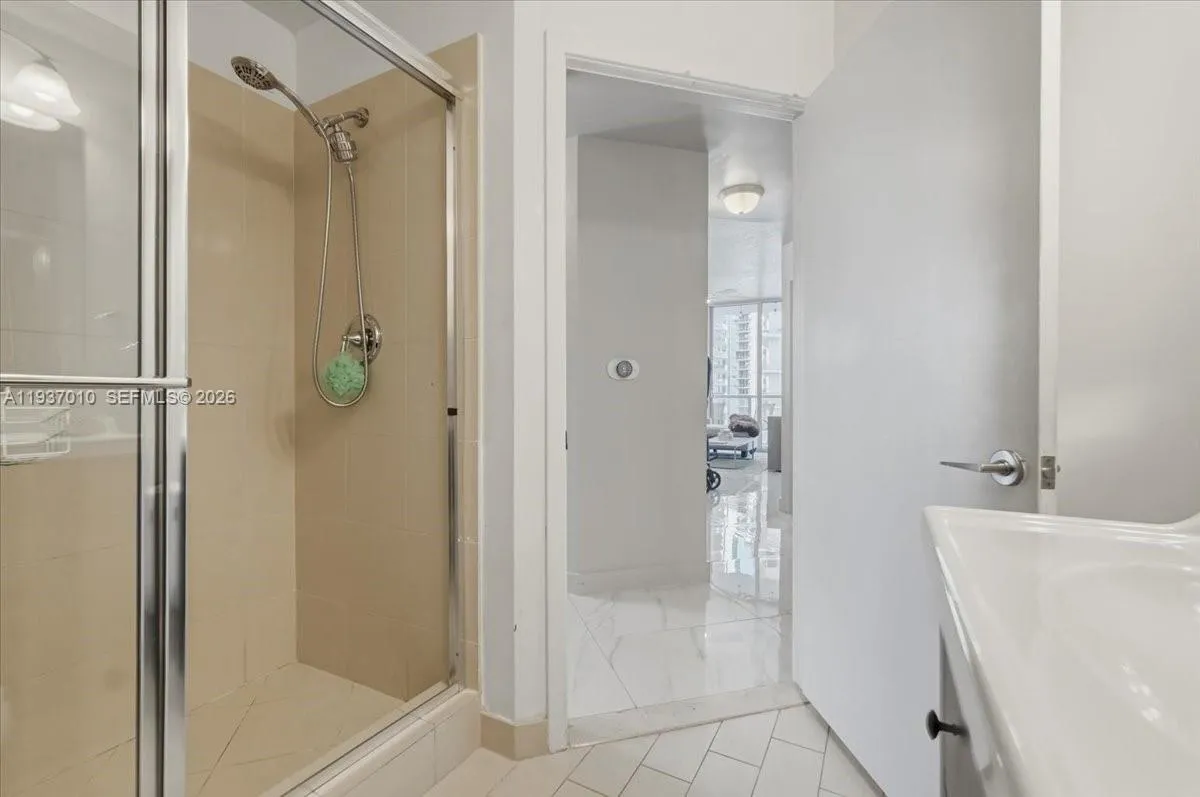 1111 Sw 1st Ave 2420-n, Miami, Florida 33130, Miami, Florida 33130, 2 Bedrooms Bedrooms, ,2 BathroomsBathrooms,Residential,For Sale,1111 Sw 1st Ave 2420-n, Miami, Florida 33130,A11937010