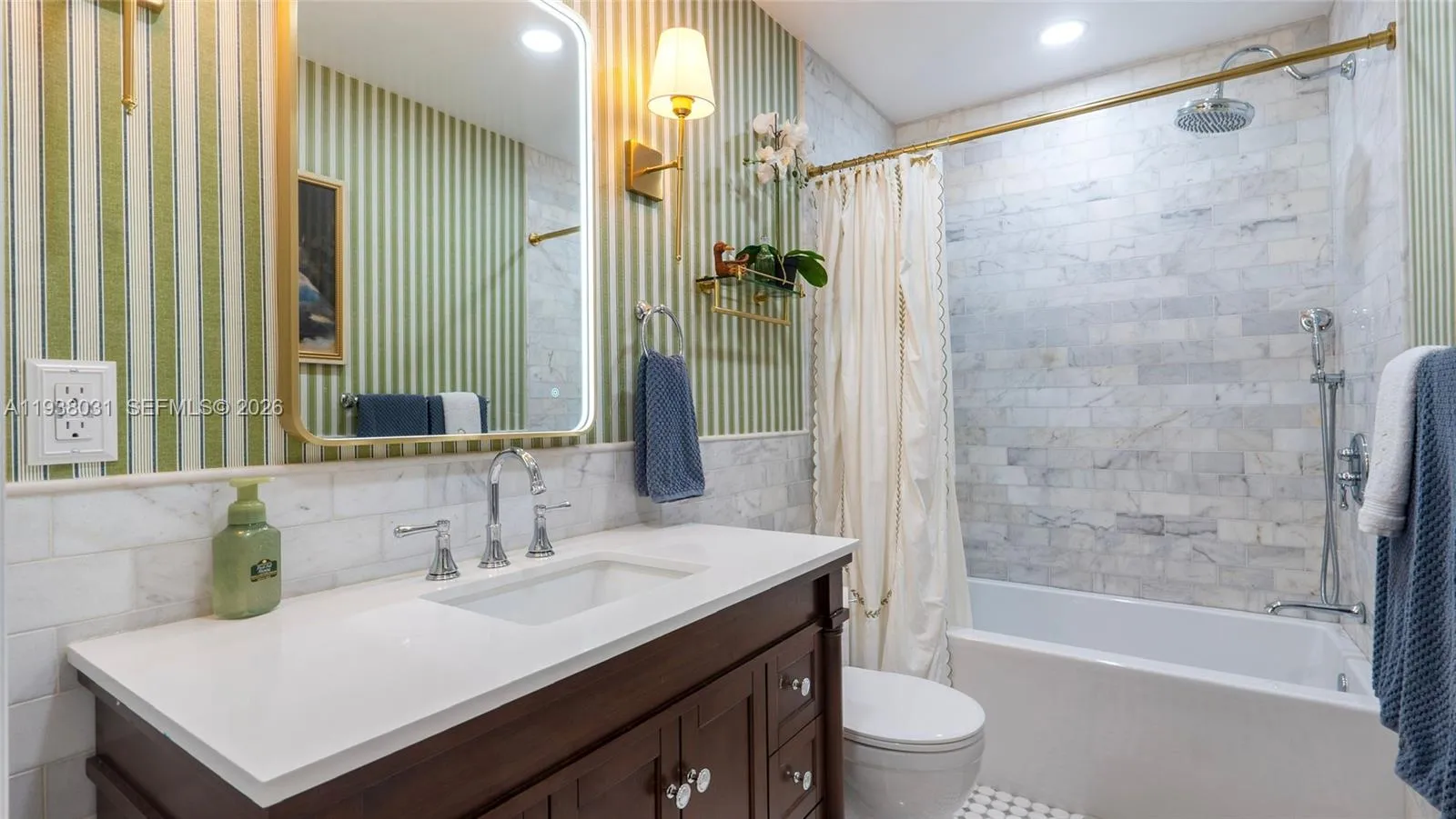 208 Nw 97th Ave 2-92, Plantation, Florida 33324, Plantation, Florida 33324, 3 Bedrooms Bedrooms, ,2 BathroomsBathrooms,Residential,For Sale,208 Nw 97th Ave 2-92, Plantation, Florida 33324,A11938031