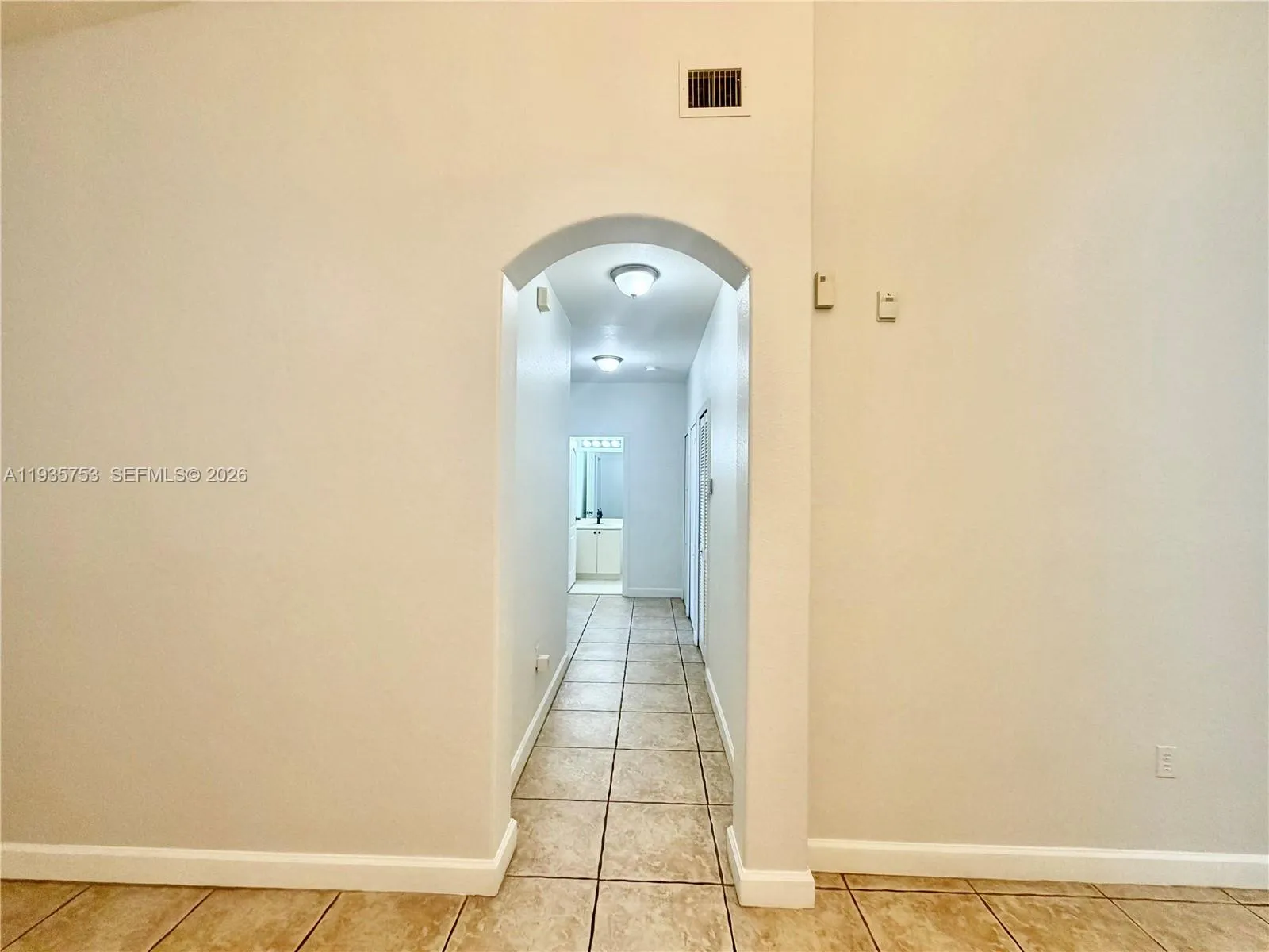 1692 Se 29th Ct 201, Homestead, Florida 33035, Homestead, Florida 33035, 3 Bedrooms Bedrooms, ,2 BathroomsBathrooms,Residential Lease,For Rent,1692 Se 29th Ct 201, Homestead, Florida 33035,A11935753