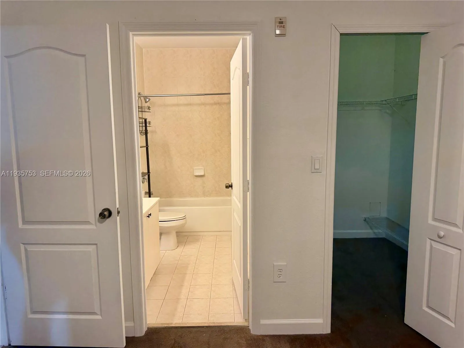 1692 Se 29th Ct 201, Homestead, Florida 33035, Homestead, Florida 33035, 3 Bedrooms Bedrooms, ,2 BathroomsBathrooms,Residential Lease,For Rent,1692 Se 29th Ct 201, Homestead, Florida 33035,A11935753