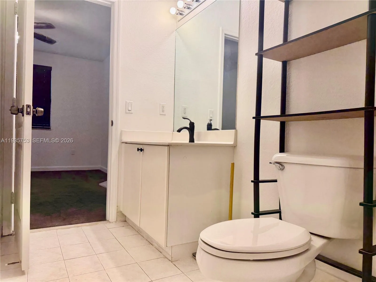 1692 Se 29th Ct 201, Homestead, Florida 33035, Homestead, Florida 33035, 3 Bedrooms Bedrooms, ,2 BathroomsBathrooms,Residential Lease,For Rent,1692 Se 29th Ct 201, Homestead, Florida 33035,A11935753