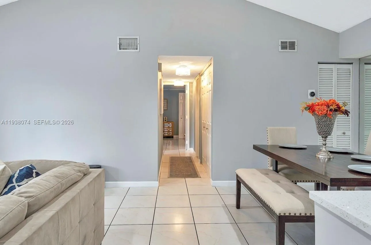 3001 N Oakland Forest Dr 301, Oakland Park, Florid, Oakland Park, Florida 33309, 2 Bedrooms Bedrooms, ,2 BathroomsBathrooms,Residential,For Sale,3001 N Oakland Forest Dr 301, Oakland Park, Florid,A11938074