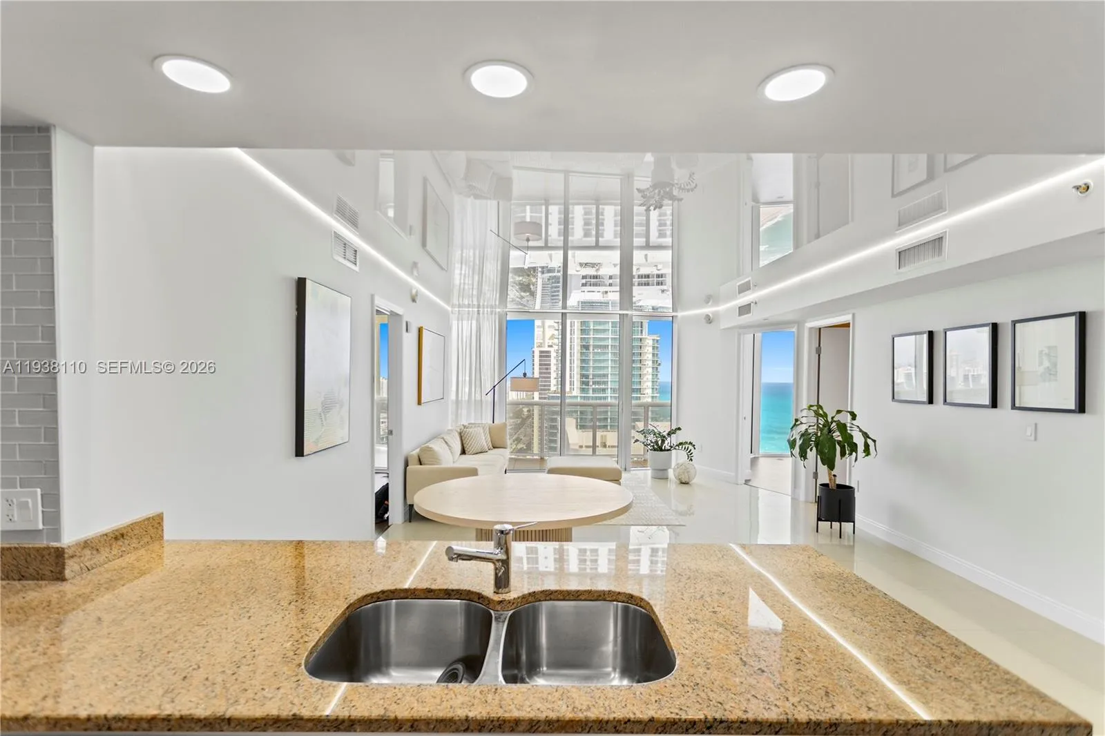17201 Collins Ave 3502, Sunny Isles Beach, Florida, Sunny Isles Beach, Florida 33160, 2 Bedrooms Bedrooms, ,2 BathroomsBathrooms,Residential,For Sale,17201 Collins Ave 3502, Sunny Isles Beach, Florida,A11938110
