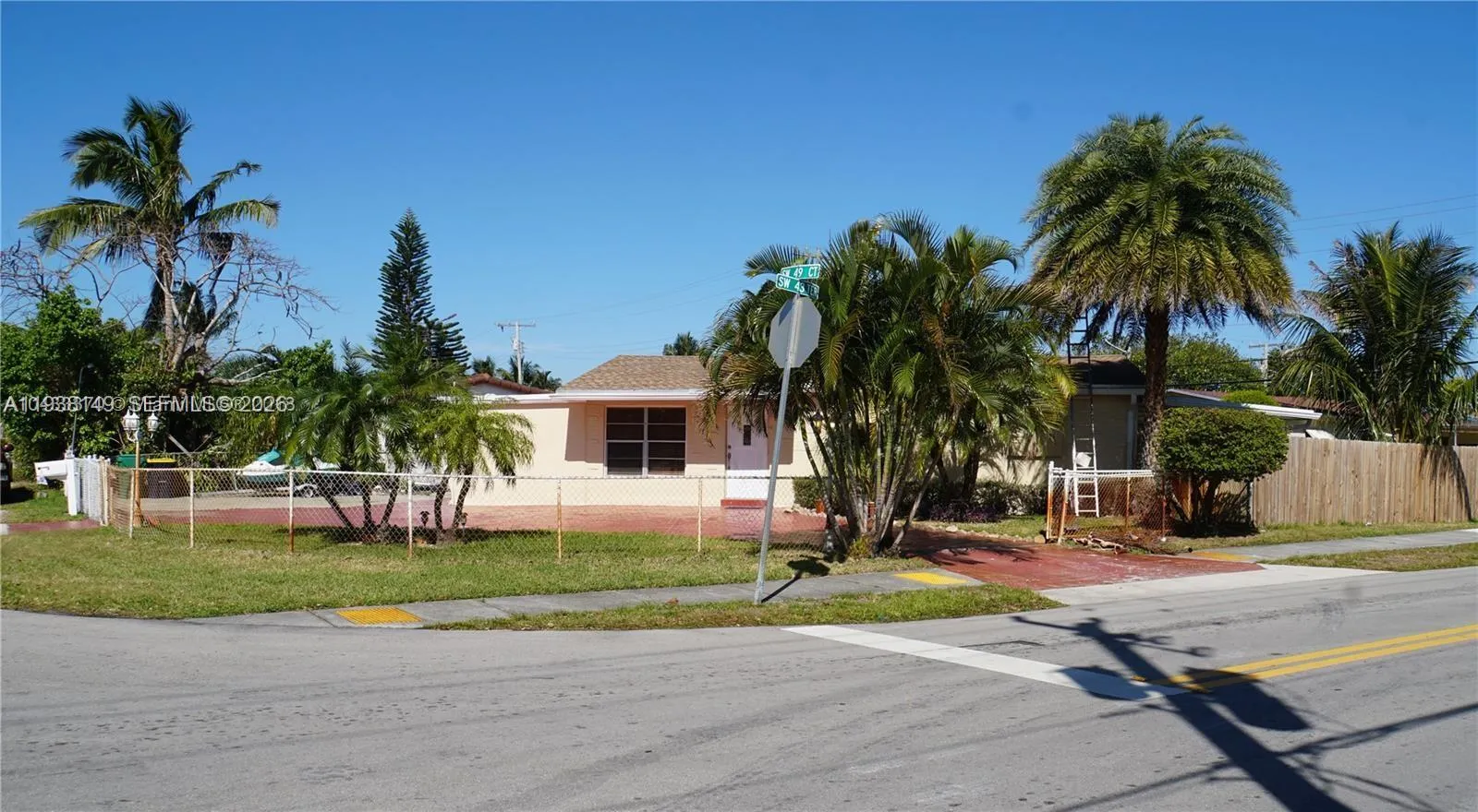 4361 Sw 49th Ct, Dania Beach, Florida 33314, Dania Beach, Florida 33314, 3 Bedrooms Bedrooms, ,2 BathroomsBathrooms,Residential,For Sale,4361 Sw 49th Ct, Dania Beach, Florida 33314,A11938149