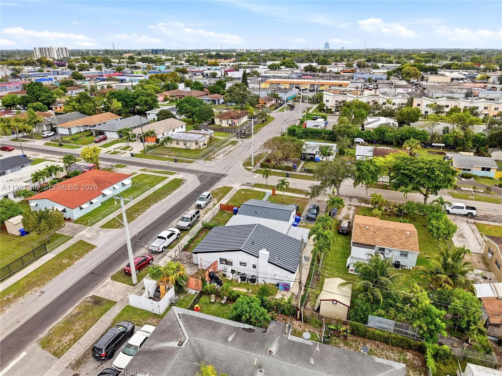 5666 Mayo St, Hollywood, Florida 33023, Hollywood, Florida 33023, ,Residential Income,For Sale,5666 Mayo St, Hollywood, Florida 33023,A11931246