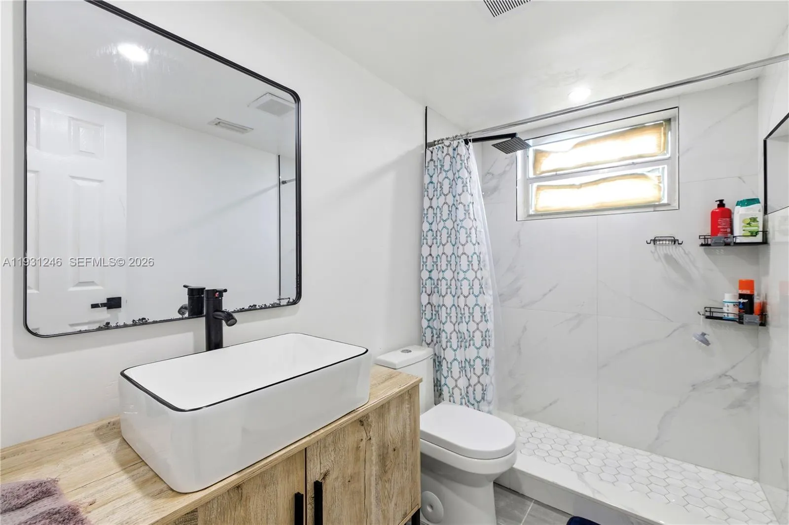 5666 Mayo St, Hollywood, Florida 33023, Hollywood, Florida 33023, ,Residential Income,For Sale,5666 Mayo St, Hollywood, Florida 33023,A11931246