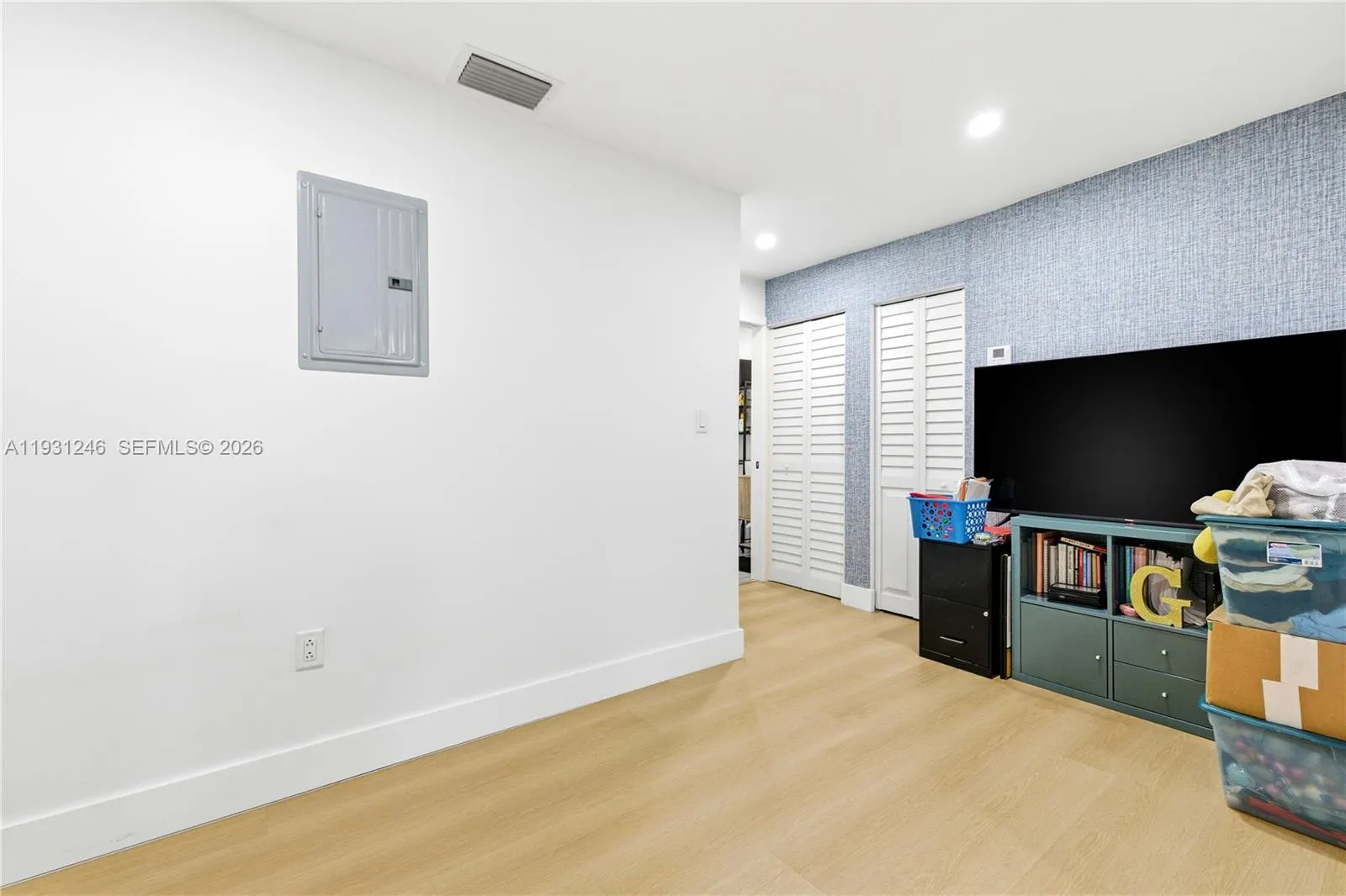 5666 Mayo St, Hollywood, Florida 33023, Hollywood, Florida 33023, ,Residential Income,For Sale,5666 Mayo St, Hollywood, Florida 33023,A11931246