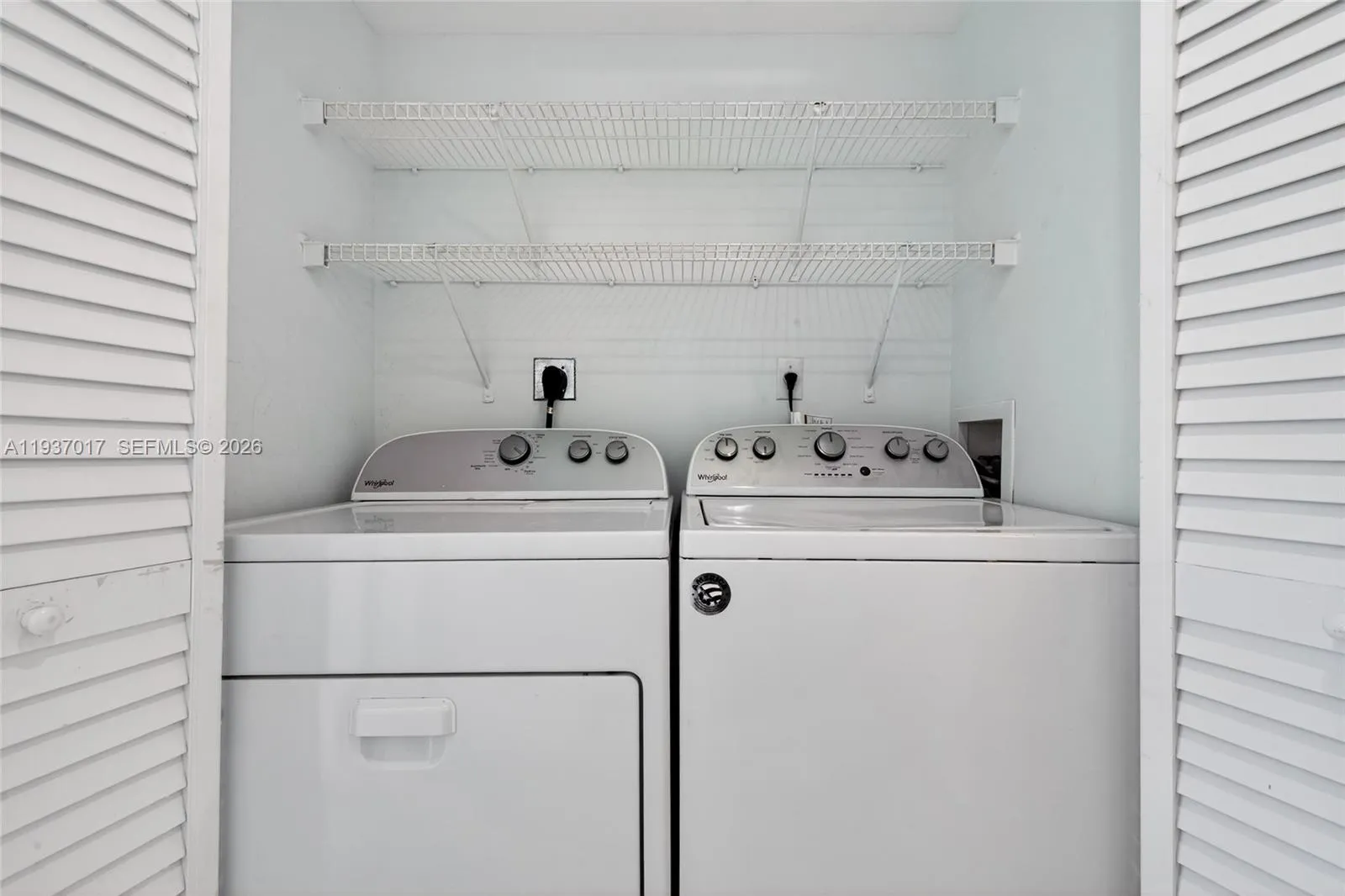 1155 Brickell Bay Dr 1903, Miami, Florida 33131, Miami, Florida 33131, 2 Bedrooms Bedrooms, ,2 BathroomsBathrooms,Residential,For Sale,1155 Brickell Bay Dr 1903, Miami, Florida 33131,A11937017