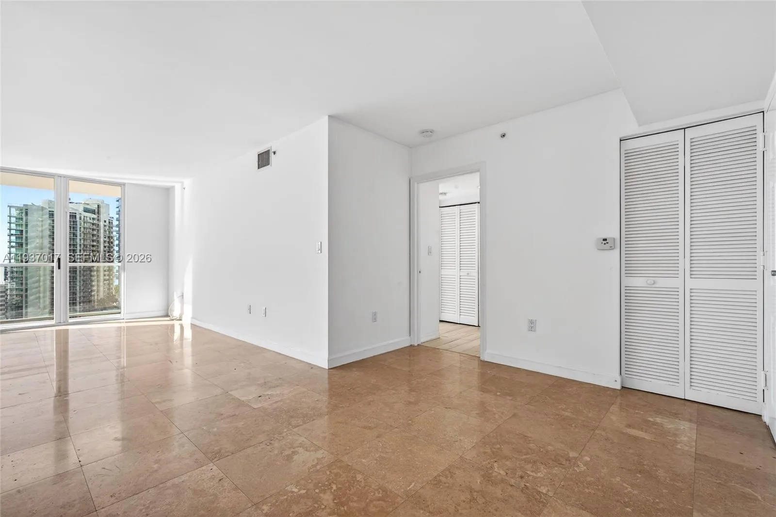 1155 Brickell Bay Dr 1903, Miami, Florida 33131, Miami, Florida 33131, 2 Bedrooms Bedrooms, ,2 BathroomsBathrooms,Residential,For Sale,1155 Brickell Bay Dr 1903, Miami, Florida 33131,A11937017