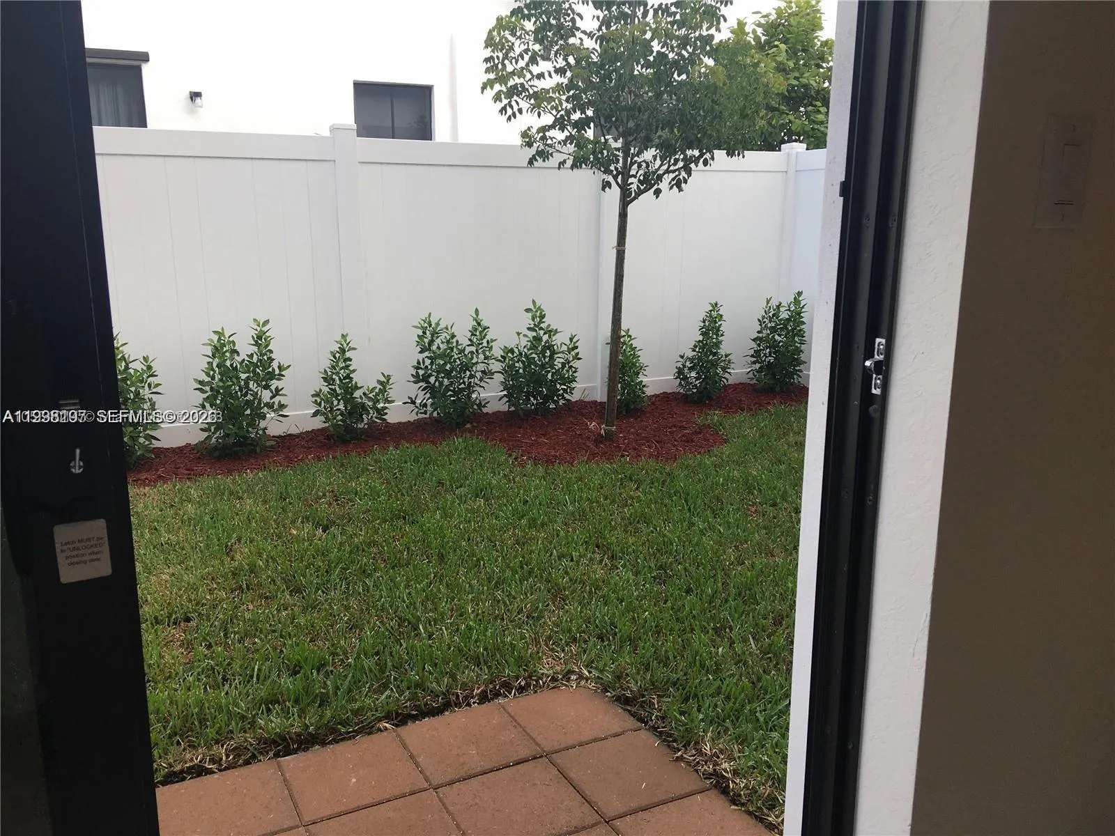10323 W 34th Ln 10323, Hialeah, Florida 33018, Hialeah, Florida 33018, 3 Bedrooms Bedrooms, ,2 BathroomsBathrooms,Residential Lease,For Rent,10323 W 34th Ln 10323, Hialeah, Florida 33018,A11938197