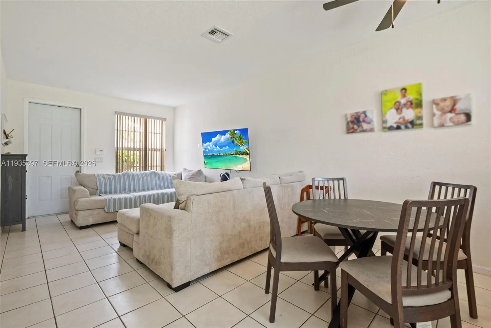 1958 Nw 79th Way, Pembroke Pines, Florida 33024, Pembroke Pines, Florida 33024, 3 Bedrooms Bedrooms, 1 Room Rooms,3 BathroomsBathrooms,Residential,For Sale,1958 Nw 79th Way, Pembroke Pines, Florida 33024,A11935397