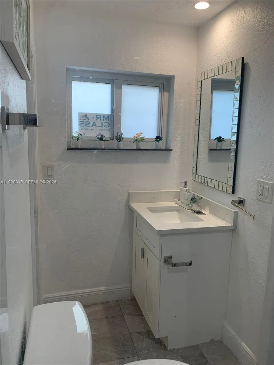 6620 Custer St, Hollywood, Florida 33024, Hollywood, Florida 33024, 4 Bedrooms Bedrooms, ,2 BathroomsBathrooms,Residential,For Sale,6620 Custer St, Hollywood, Florida 33024,A11938315