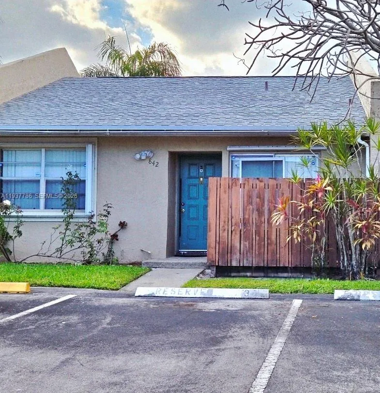 842 Banks Rd, Coconut Creek, Florida 33063, Coconut Creek, Florida 33063, 2 Bedrooms Bedrooms, ,2 BathroomsBathrooms,Residential Lease,For Rent,842 Banks Rd, Coconut Creek, Florida 33063,A11937786