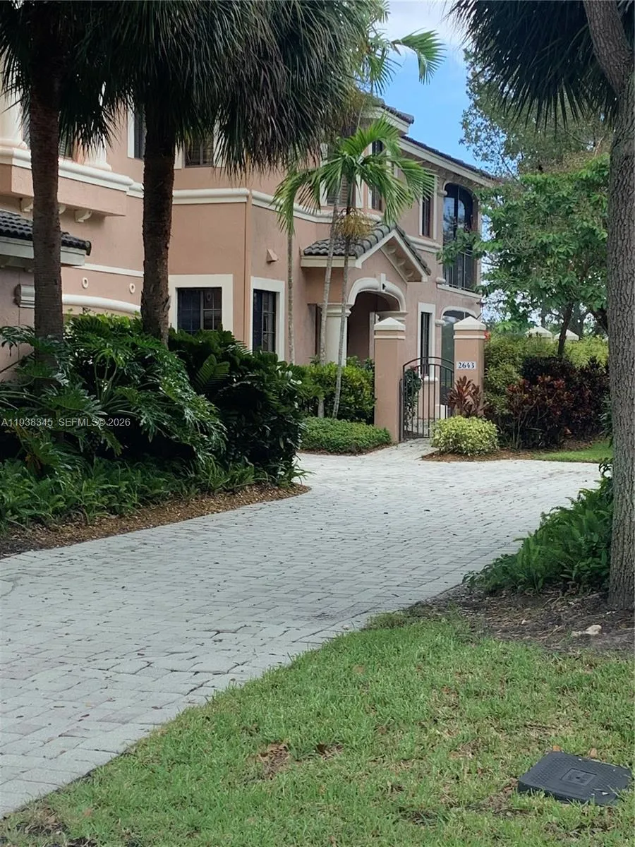Weston, Florida 33332, 3 Bedrooms Bedrooms, ,2 BathroomsBathrooms,Residential Lease,For Rent,A11938345