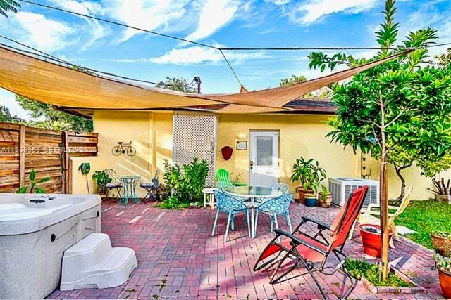 5580 Sw 32nd Terrace Apt 1, Hollywood, Florida 333, Hollywood, Florida 33312, 1 Bedroom Bedrooms, ,1 BathroomBathrooms,Residential Lease,For Rent,5580 Sw 32nd Terrace Apt 1, Hollywood, Florida 333,A11938353