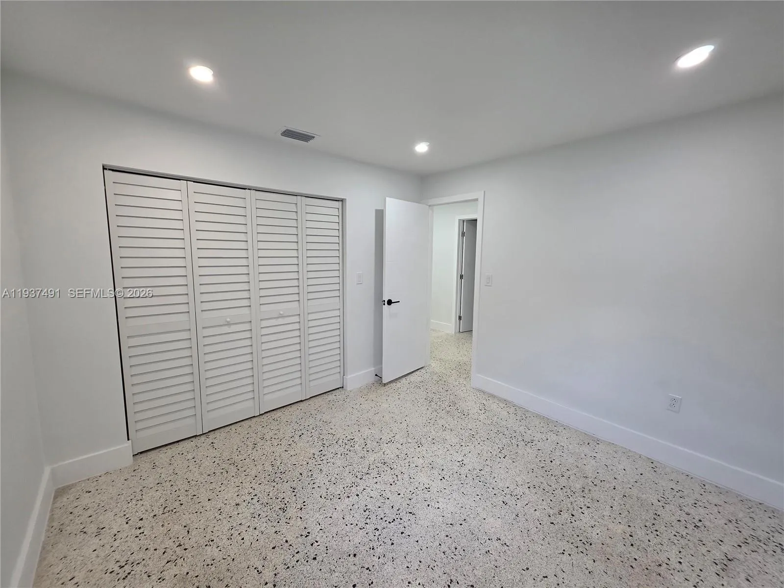 233 E 7th St 2, Hialeah, Florida 33010, Hialeah, Florida 33010, 2 Bedrooms Bedrooms, ,1 BathroomBathrooms,Residential Lease,For Rent,233 E 7th St 2, Hialeah, Florida 33010,A11937491