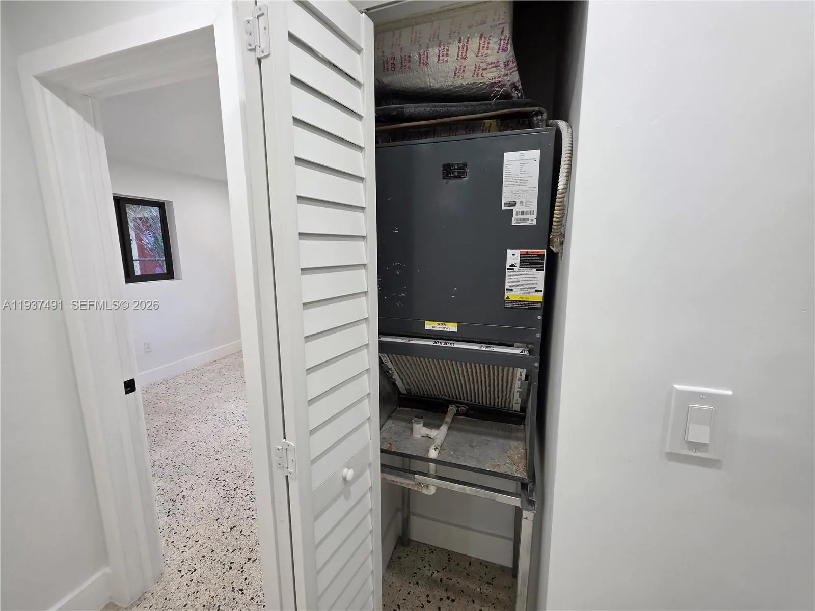 233 E 7th St 2, Hialeah, Florida 33010, Hialeah, Florida 33010, 2 Bedrooms Bedrooms, ,1 BathroomBathrooms,Residential Lease,For Rent,233 E 7th St 2, Hialeah, Florida 33010,A11937491