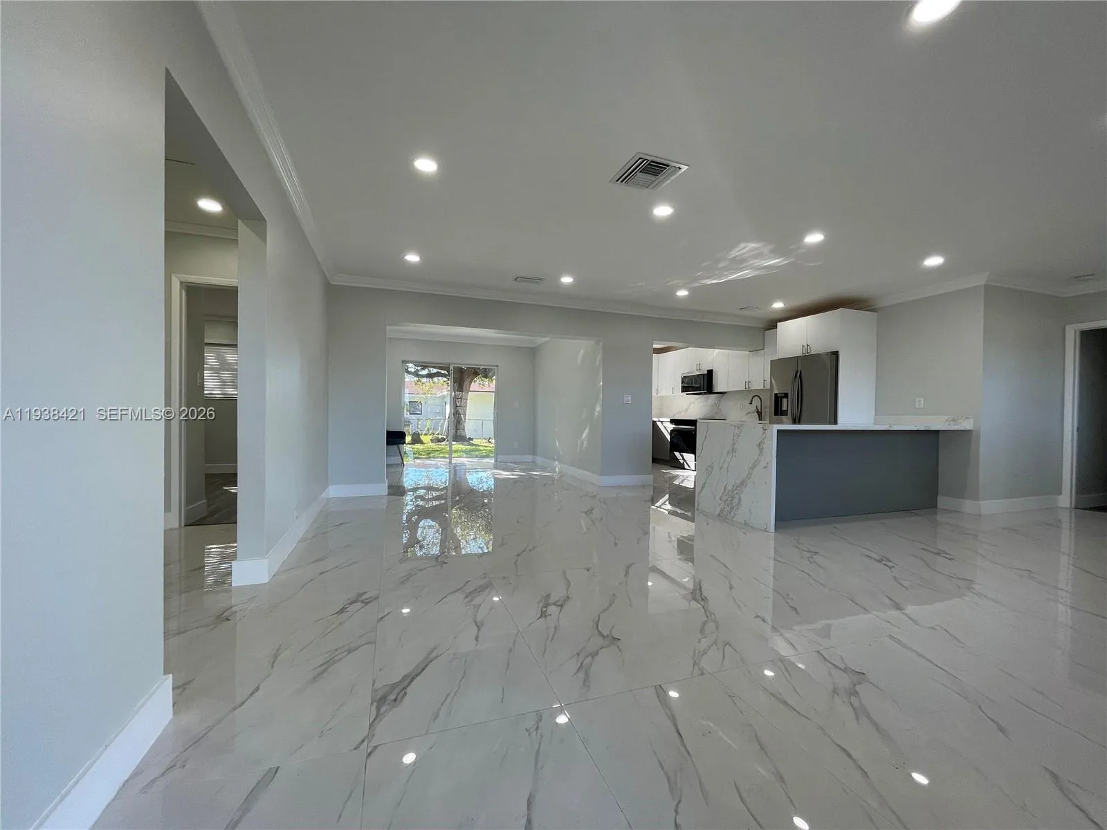 740 Ne 181st St, Miami, Florida 33162, Miami, Florida 33162, 4 Bedrooms Bedrooms, ,2 BathroomsBathrooms,Residential,For Sale,740 Ne 181st St, Miami, Florida 33162,A11938421