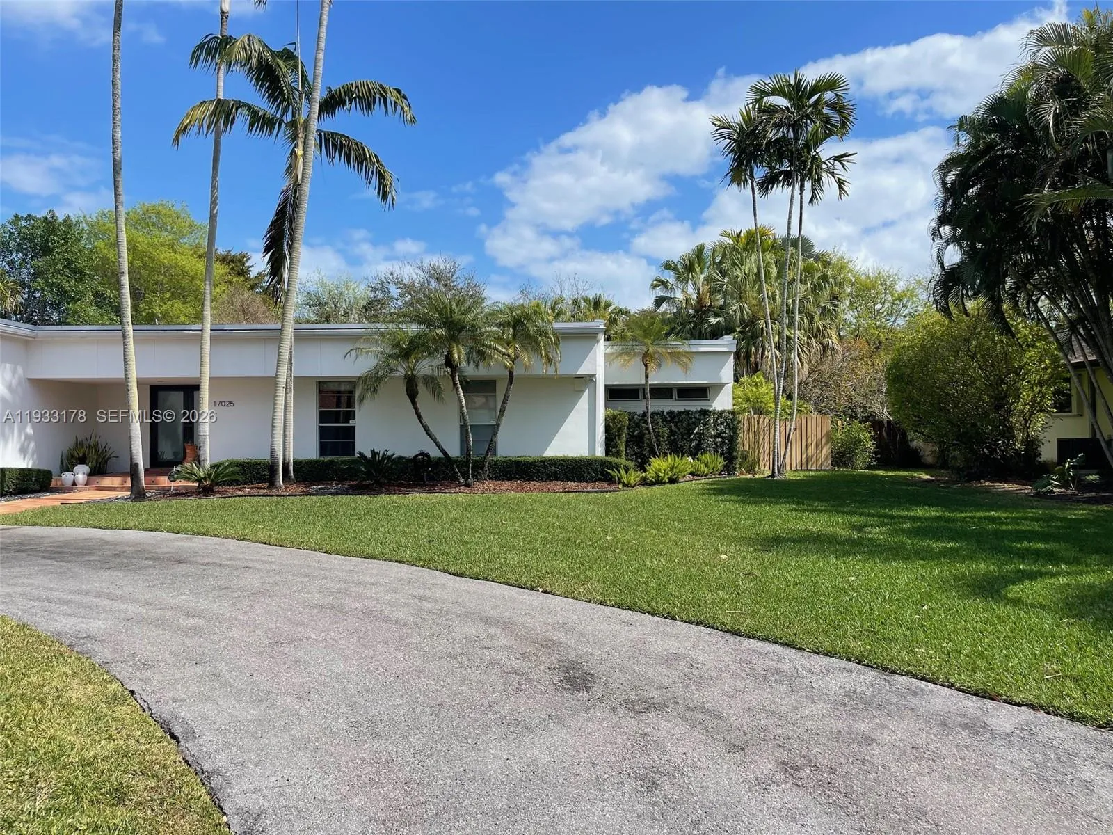 17025 Sw 80th Ct, Palmetto Bay, Florida 33157, Palmetto Bay, Florida 33157, 4 Bedrooms Bedrooms, ,2 BathroomsBathrooms,Residential,For Sale,17025 Sw 80th Ct, Palmetto Bay, Florida 33157,A11933178