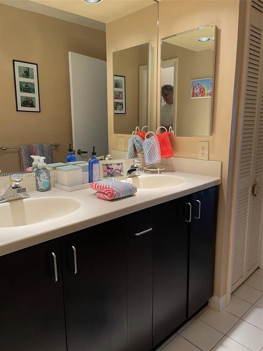 17025 Sw 80th Ct, Palmetto Bay, Florida 33157, Palmetto Bay, Florida 33157, 4 Bedrooms Bedrooms, ,2 BathroomsBathrooms,Residential,For Sale,17025 Sw 80th Ct, Palmetto Bay, Florida 33157,A11933178