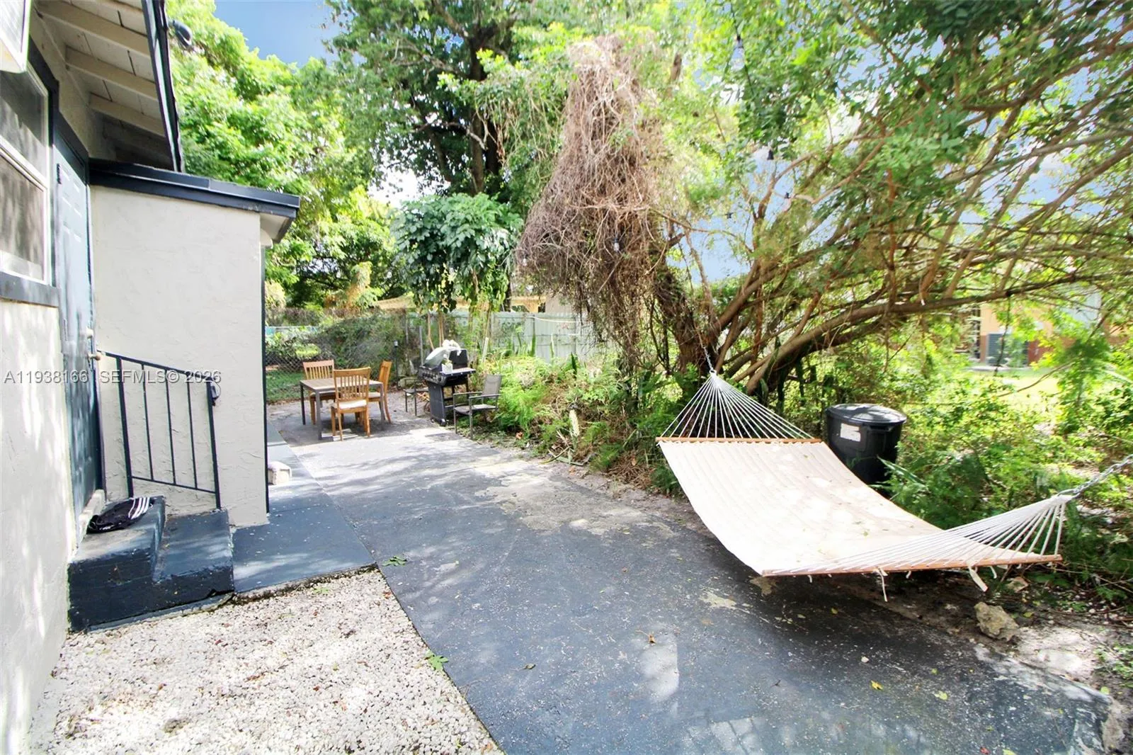 Back of units entertainment area.