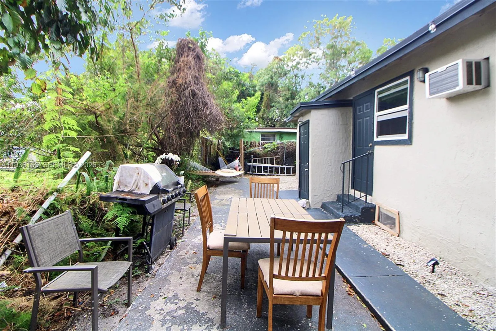 Back area for tenants to have out door use.