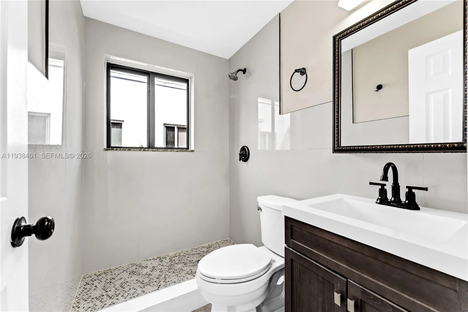 157 Curtiss Pkwy, Miami Springs, Florida 33166, Miami Springs, Florida 33166, ,Residential Income,For Sale,157 Curtiss Pkwy, Miami Springs, Florida 33166,A11938461