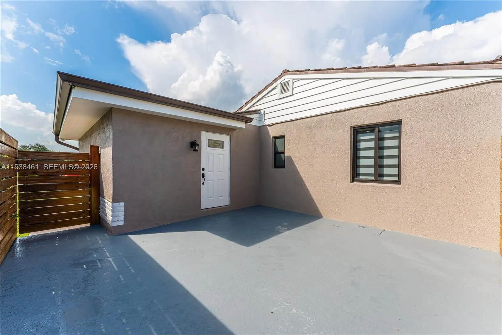 157 Curtiss Pkwy, Miami Springs, Florida 33166, Miami Springs, Florida 33166, ,Residential Income,For Sale,157 Curtiss Pkwy, Miami Springs, Florida 33166,A11938461