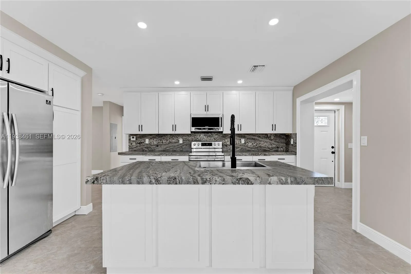 157 Curtiss Pkwy, Miami Springs, Florida 33166, Miami Springs, Florida 33166, ,Residential Income,For Sale,157 Curtiss Pkwy, Miami Springs, Florida 33166,A11938461