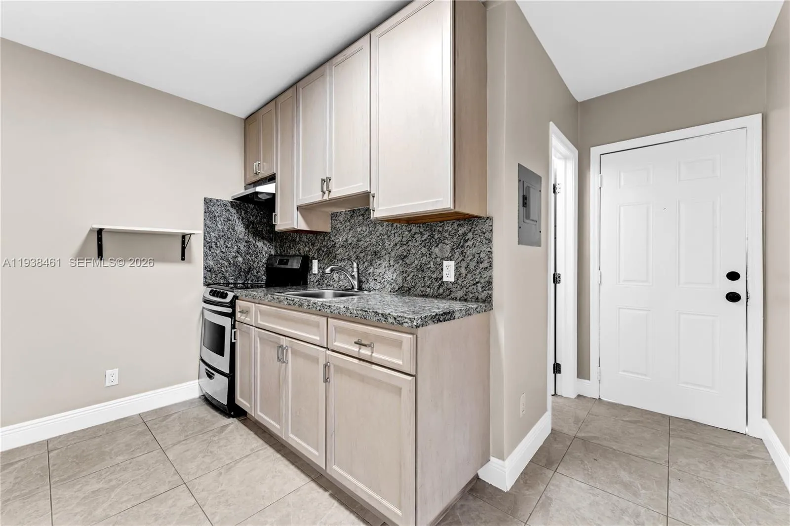 157 Curtiss Pkwy, Miami Springs, Florida 33166, Miami Springs, Florida 33166, ,Residential Income,For Sale,157 Curtiss Pkwy, Miami Springs, Florida 33166,A11938461