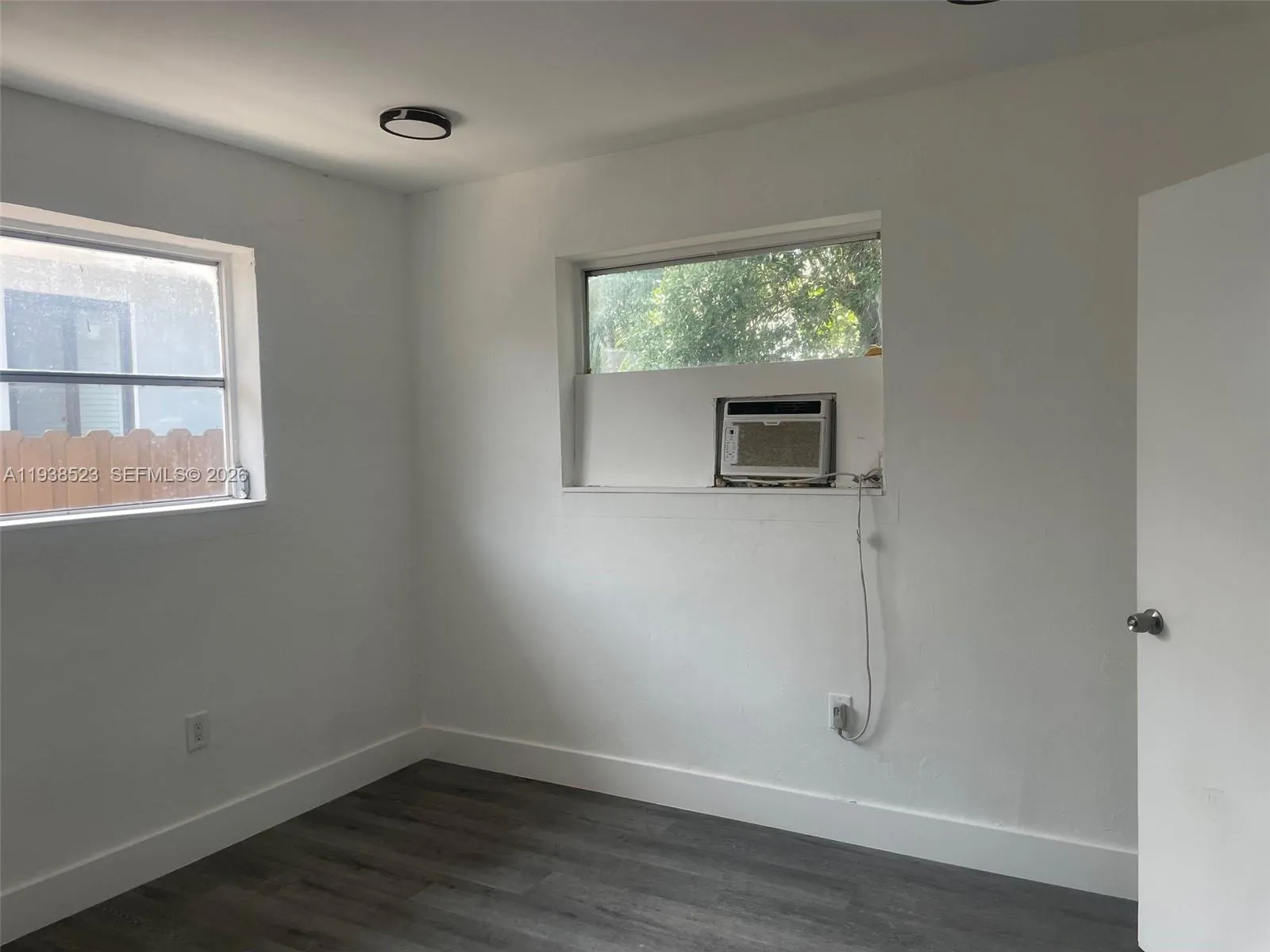 1831 Nw 41 St, Miami, Florida 33142, Miami, Florida 33142, ,Residential Income,For Sale,1831 Nw 41 St, Miami, Florida 33142,A11938523