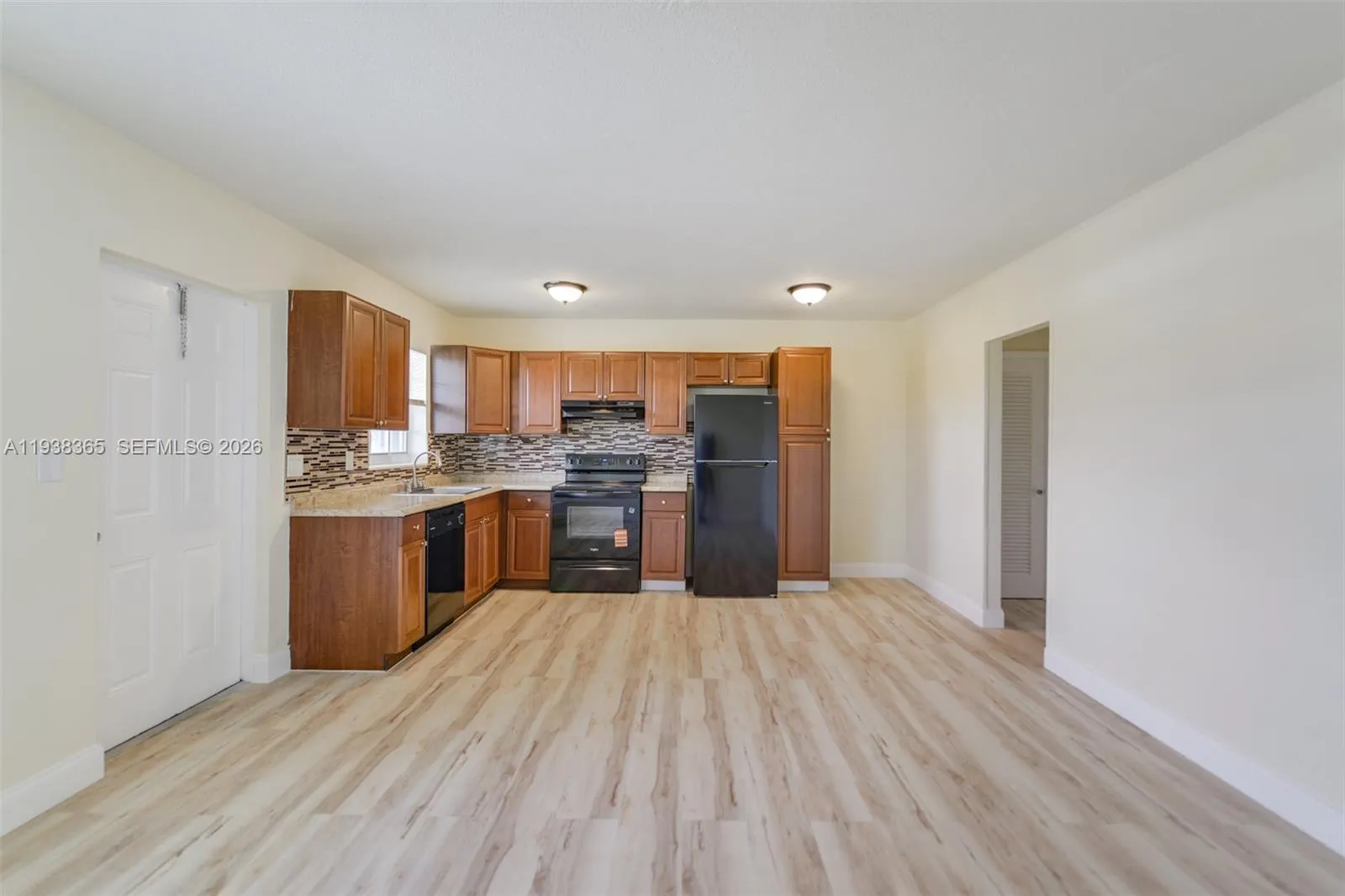 5420 Ne 22nd Ter 18, Fort Lauderdale, Florida 3330, Fort Lauderdale, Florida 33308, 1 Bedroom Bedrooms, ,1 BathroomBathrooms,Residential Lease,For Rent,5420 Ne 22nd Ter 18, Fort Lauderdale, Florida 3330,A11938365