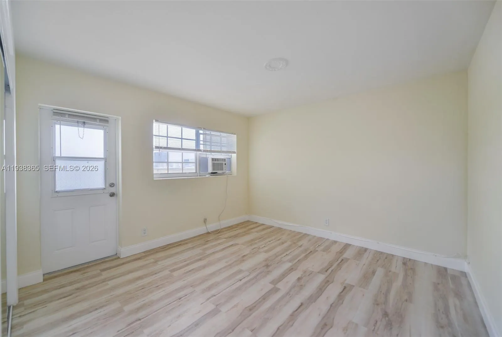 5420 Ne 22nd Ter 18, Fort Lauderdale, Florida 3330, Fort Lauderdale, Florida 33308, 1 Bedroom Bedrooms, ,1 BathroomBathrooms,Residential Lease,For Rent,5420 Ne 22nd Ter 18, Fort Lauderdale, Florida 3330,A11938365