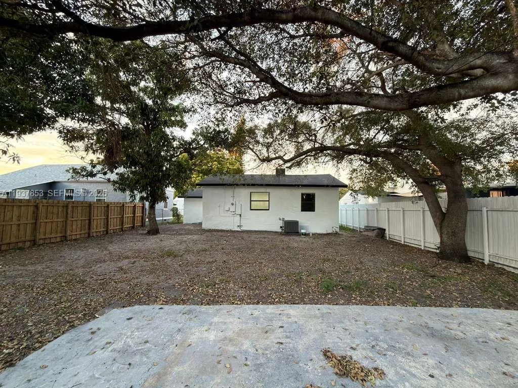 854 Nw 76th St, Miami, Florida 33150, Miami, Florida 33150, 3 Bedrooms Bedrooms, ,2 BathroomsBathrooms,Residential,For Sale,854 Nw 76th St, Miami, Florida 33150,A11937853