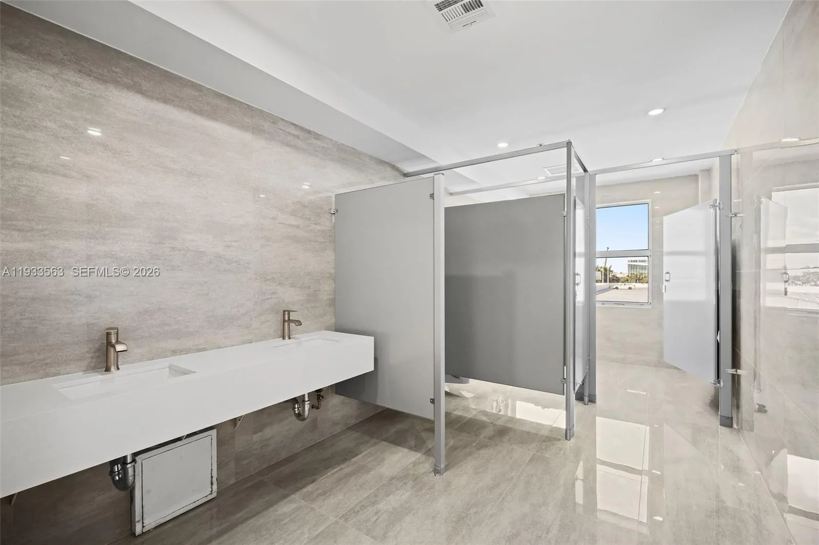 605 Lincoln Rd 500, Miami Beach, Florida 33139, Miami Beach, Florida 33139, ,Commercial Sale,For Sale,605 Lincoln Rd 500, Miami Beach, Florida 33139,A11933563