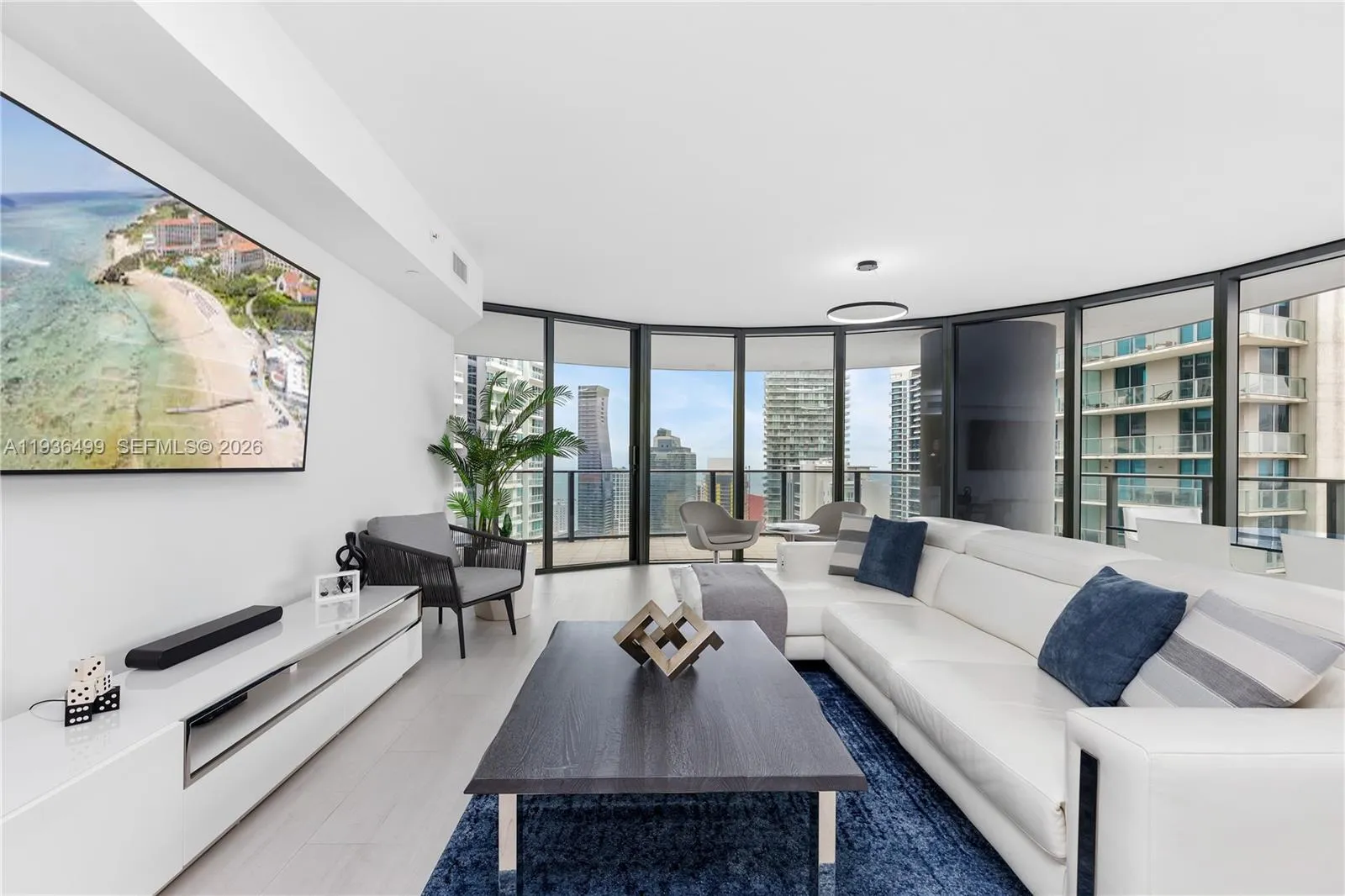 1000 Brickell Plz 3902, Miami, Florida 33131, Miami, Florida 33131, 3 Bedrooms Bedrooms, ,3 BathroomsBathrooms,Residential Lease,For Rent,1000 Brickell Plz 3902, Miami, Florida 33131,A11936499
