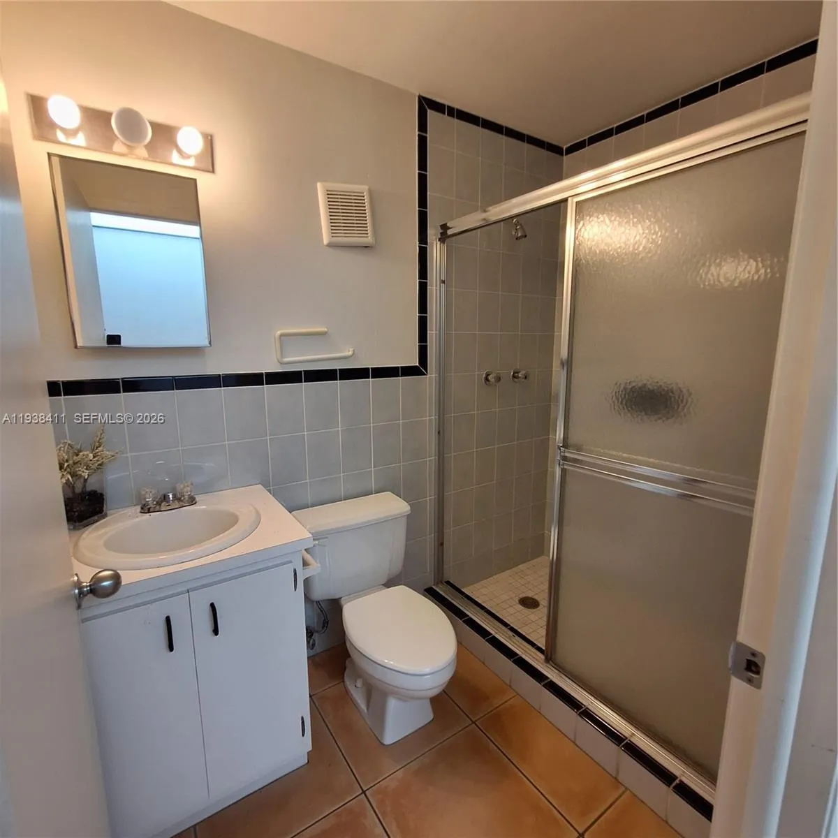 14250 Sw 136th St 3, Miami, Florida 33186, Miami, Florida 33186, ,Commercial Lease,For Rent,14250 Sw 136th St 3, Miami, Florida 33186,A11938411