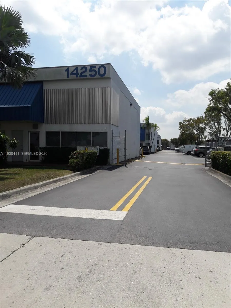 14250 Sw 136th St 3, Miami, Florida 33186, Miami, Florida 33186, ,Commercial Lease,For Rent,14250 Sw 136th St 3, Miami, Florida 33186,A11938411